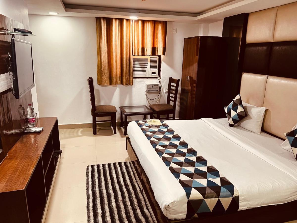 Hotel Krone Near Igi Airport Delhi ニューデリー エクステリア 写真