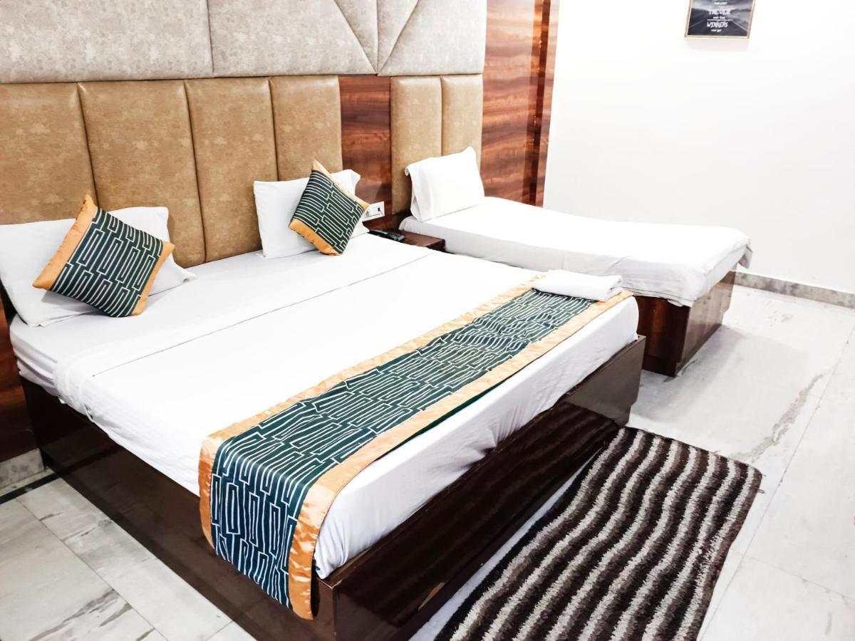 Hotel Krone Near Igi Airport Delhi ニューデリー エクステリア 写真