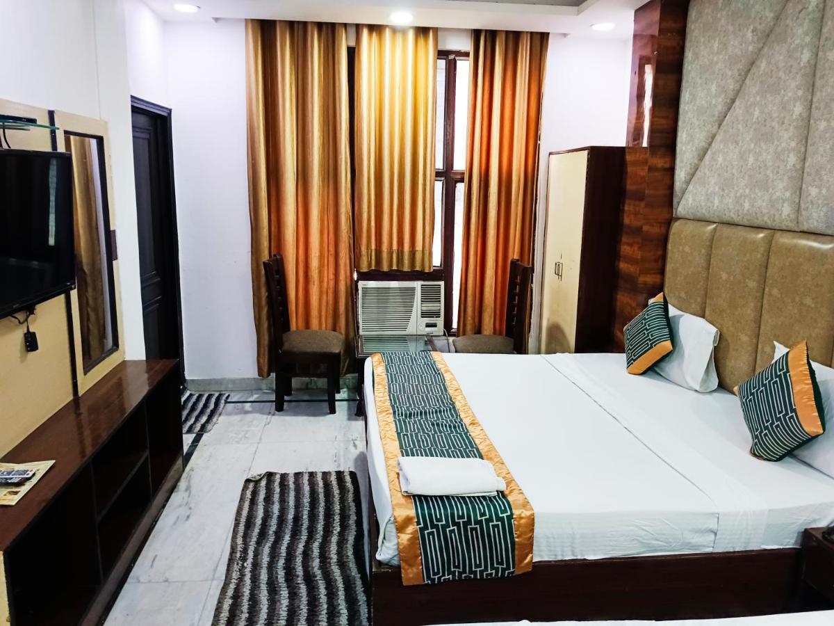 Hotel Krone Near Igi Airport Delhi ニューデリー エクステリア 写真
